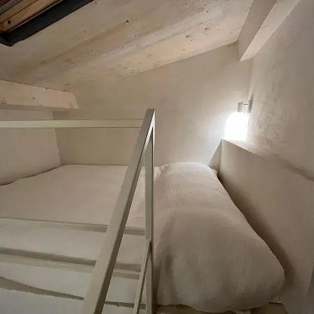 住宿加早餐酒店 La Casuzza 3*