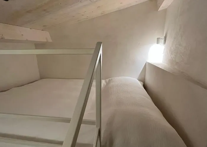Nocleg ze śniadaniem La Casuzza 3*